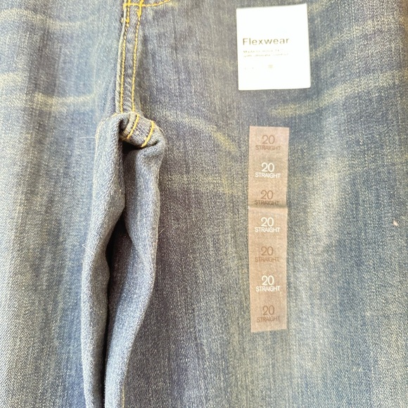 NWT Sonoma Goods For Life Flexwear Straight Leg Jeans - Size 20 - Picture 2 of 3